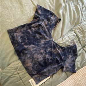 NWT Lululemon Align Crop Tee Size 12 Blue tie dye